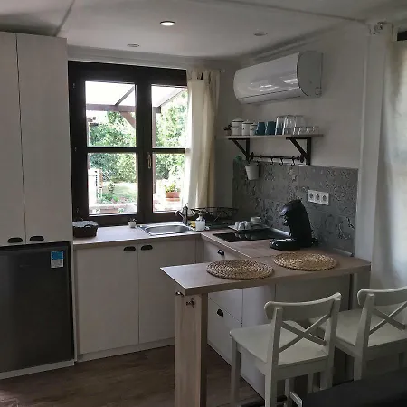 Aranypart Apartmanhazak *